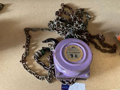 **UNRESERVED** Beaver Block 1t chain block and tackle