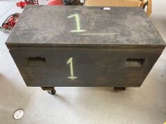 **UNRESERVED** Mobile Tool cabinet - 2