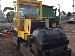 1995 Dynapac CC211 Vibrating Roller - 3