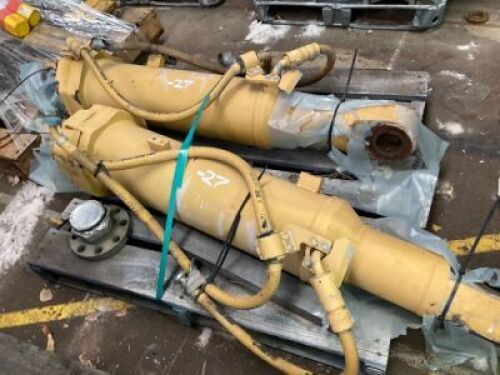 Quantity of 4 x ripper rams to suit Cat D10R
