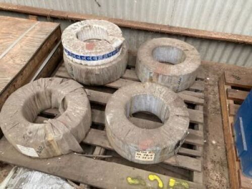 Quantity of 5 x packets of assorted bearings