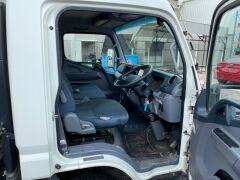 2013 Fuso Canter 515 4x2 Refrigerated Truck - 17