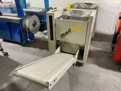 Quantity of 2 Flat Wrapping Machines