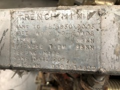 Quantity of 10 Trench Mini Brace Gal Metal Closed 1.0m to Open 1.7m, Weight: 20Kg, Shisham Stanley Group Brand - 5