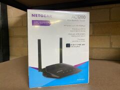 Netgear R6120 AC1200 Dual Band Wi-Fi Router - 2