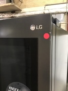 LG 570L Slim French Door Fridge with InstaView Door-in-Door GF-V570MBL - 5