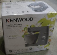 Kenwood Chef XL Titanium Food Mixer - 3