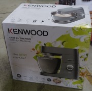 Kenwood Chef XL Titanium Food Mixer - 3
