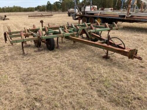 Unreserved-John Deere Chisel Plough
