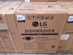 LG 15 Place QuadWash Dishwasher in Matte Black XD3A15MB - 2