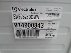 Electrolux 7.5kg Front Load Washing Machine with Quick Wash Option EWF7525DQWA - 3
