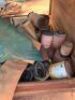 Unreserved-Box trailer with irrigation parts - 7