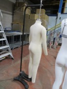 2 x Mannequins on Mobile Stands - 6
