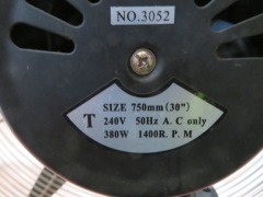 TQ Industrial Pedestal Fan, 750mm Dia Blade, 240 volt - 3