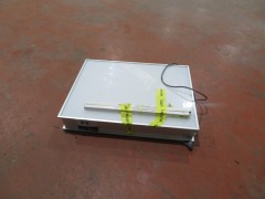 Lightbox Aluminium Frame, 240 volt, 650 x 480 x 100mm H