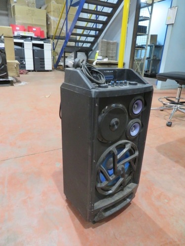 Lennox Portable Entertainment System "Rhythm" 240 Volt & Rechargeable Battery