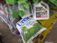 Pallet containing Garden Accessories including Potting Mix, Pine Bark Chips, Slug & Snail Killer, Ant Killer, Lawn Food, Assorted Powered Fertilisers - 8