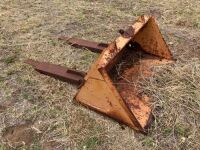 Unreserved-Forklift bucket attachment