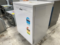 Smeg DWA6214W Freestanding Dishwasher - 4
