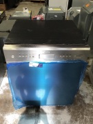 Smeg Bench Top Dishwasher DWAU314X1 - 2