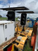 "Unreserved" - Trailer Mounted Traffic Lights - 2
