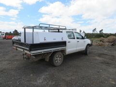2010 Toyota Hilux 3.0 D4D SR 4WD Dual Cab Ute Tray, Build: 06/2010, 5 Speed Manual Transmission, 220,586Kms, Vin: MROFZ22G501035909 - 3