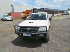 2010 Toyota Hilux 3.0 D4D SR 4WD Dual Cab Ute Tray, Build: 06/2010, 5 Speed Manual Transmission, 220,586Kms, Vin: MROFZ22G501035909 - 9