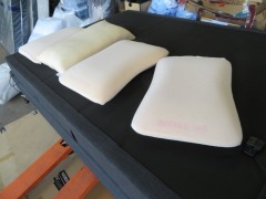 4 x Tempur Pillows, Model: Unknown - 2