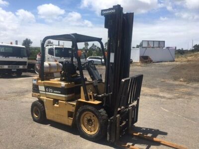 "Unreserved" - Daewoo 2.5T Model G2.5 Counterbalance Forklift