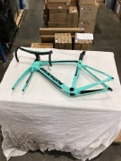 DNL FRAME ONLY to suit Bianchi Bike - CK GLOSSY/GLOSSY BLACK OLTRE XR4 CV DISC Special Build - SIZE 55 INCH - Colour Code : 1D - 2