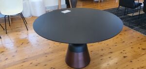 Coin Dining Table 1.2m diametre - 2