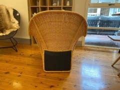 Manta Indoor Lounge Chair - wicker/charcoal seatpad - 3