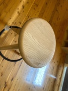 Sipa Tommy Stool in Natural Ash - 2
