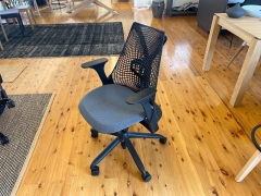 Sayl Office Chair By Herman Miller - 3