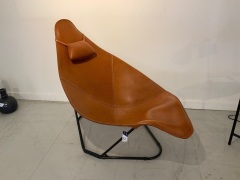 Abrazo Pampa Chair, Black Metal Frame, Tan Leather