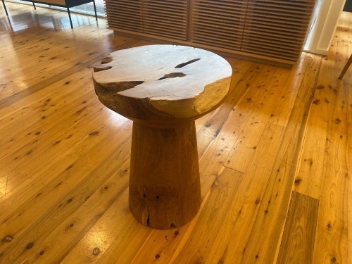 Woody Side Table