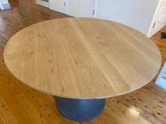 Round Concrete &Oak Dining Table 112cm Diameter - 2