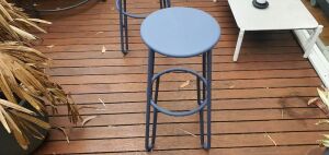 Huggy Bar Table Blue with Huggy Bar Stool Blue x1 - 3