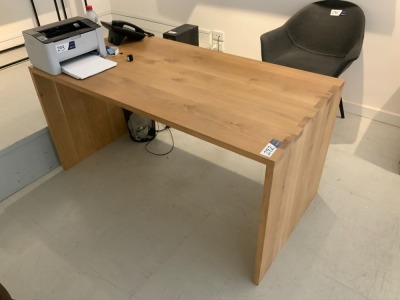 Solid Desk, 140cm x 70cm