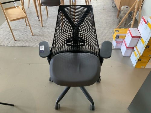 Black Office Chair, Gas Lift on Castors, Grey Fabric