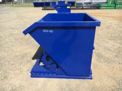 Unused 2019 1.5m3 Cubic Yard Forkliftable Dumping Hopper - 3