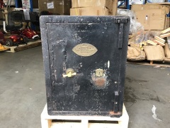 Plate Steel Safe - Ajax Manufacturing Co - 3