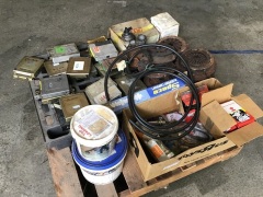 Pallet of Misc. Car Parts and Accessories - 5