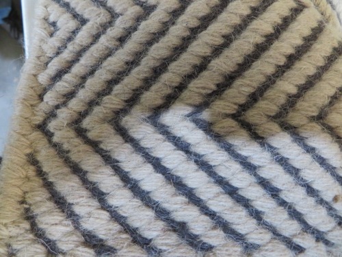 Armadillo Floor Rug, Design Herringbone, Colour: Limestone & Charcoal