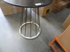 Black Resonate Table Base & Top (MAD G25T) - 2
