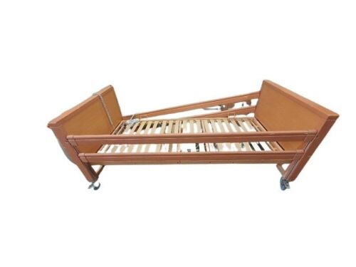 Medical Bed (Timber) powered