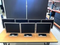 Quantity of 6 x HP L1910 Monitors