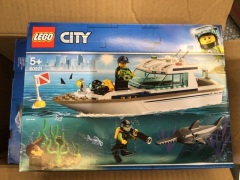 LEGO City Diving Yacht 13943 - 2