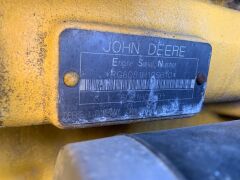2000 John Deere 772 CH Grader *RESERVE MET* - 17