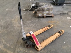 Pallet Truck, Manual Hydraulic (Works Ok)